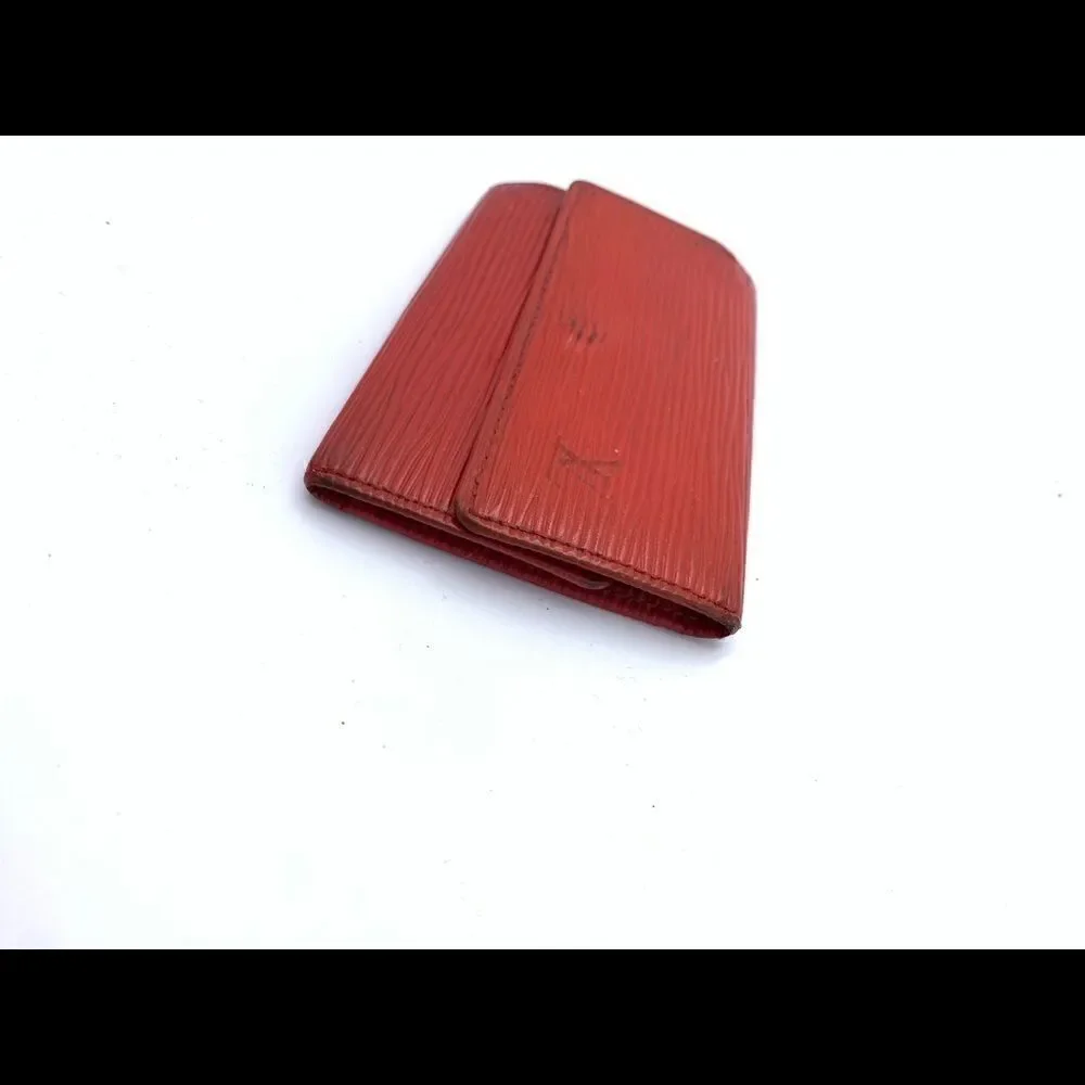 💥AUTHENTIC💥 Louis Vuitton Epi Leather 6 Key Wallet Red